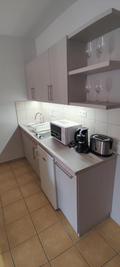 Greti Apartman ザラカロシュ エクステリア 写真
